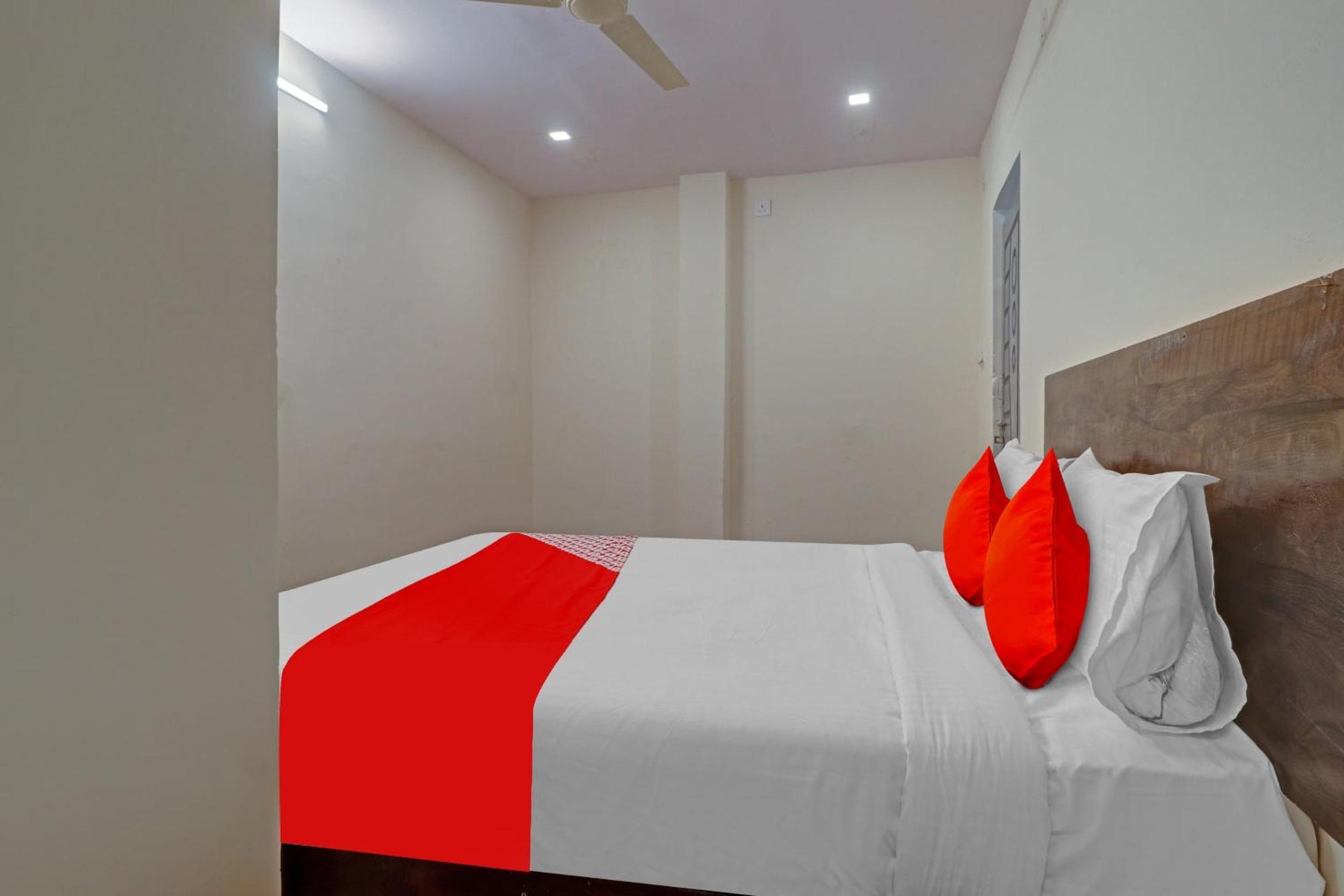 Hotel O R Square Bn Reddy Sururnagar Exterior photo