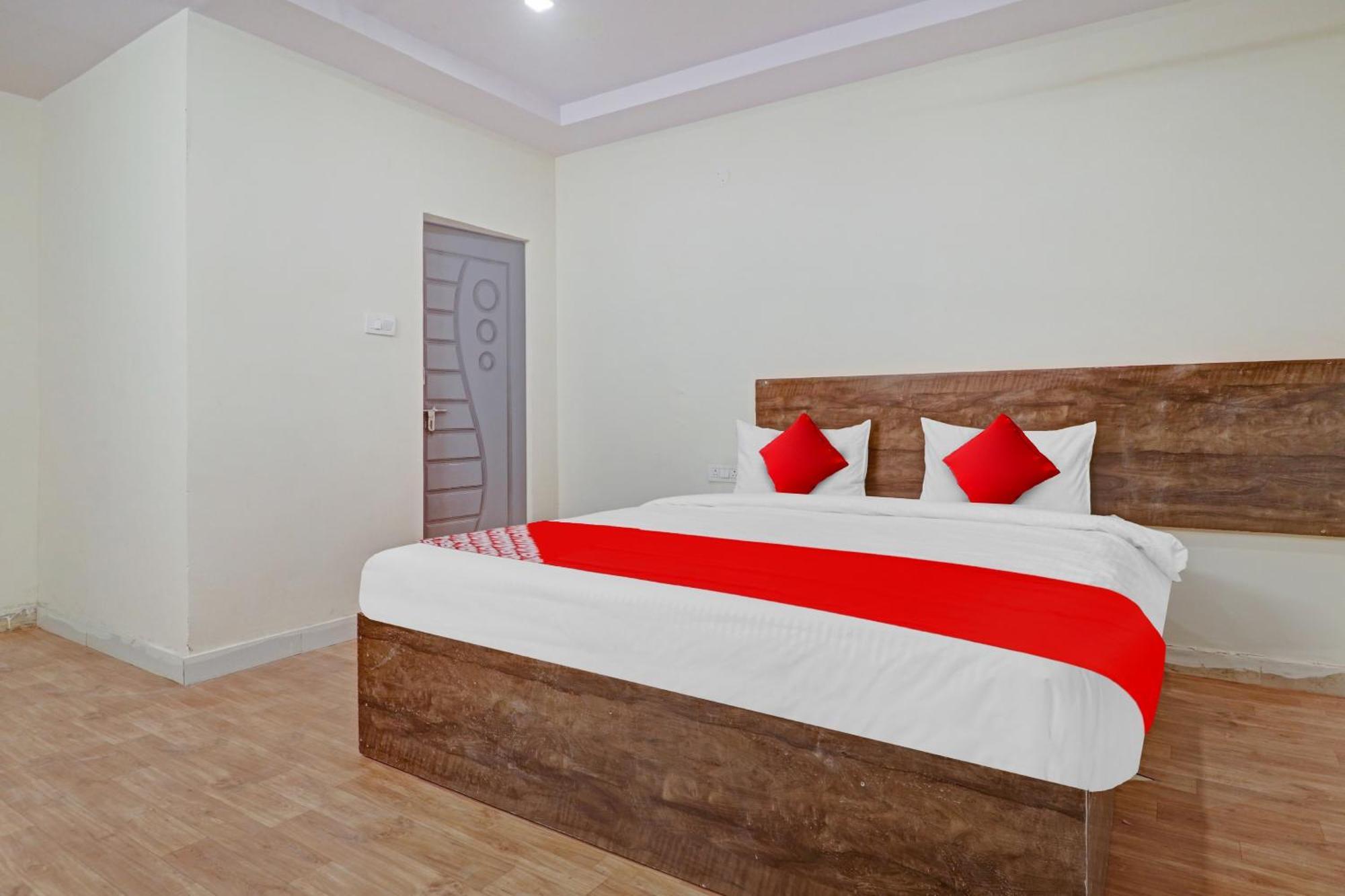 Hotel O R Square Bn Reddy Sururnagar Exterior photo